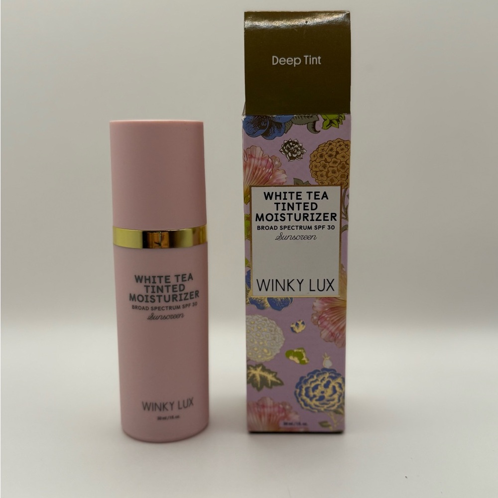Winky Lux White Tea Tinted Moisturizer w/ Broad Spectrum SPF 30, Fair Tint